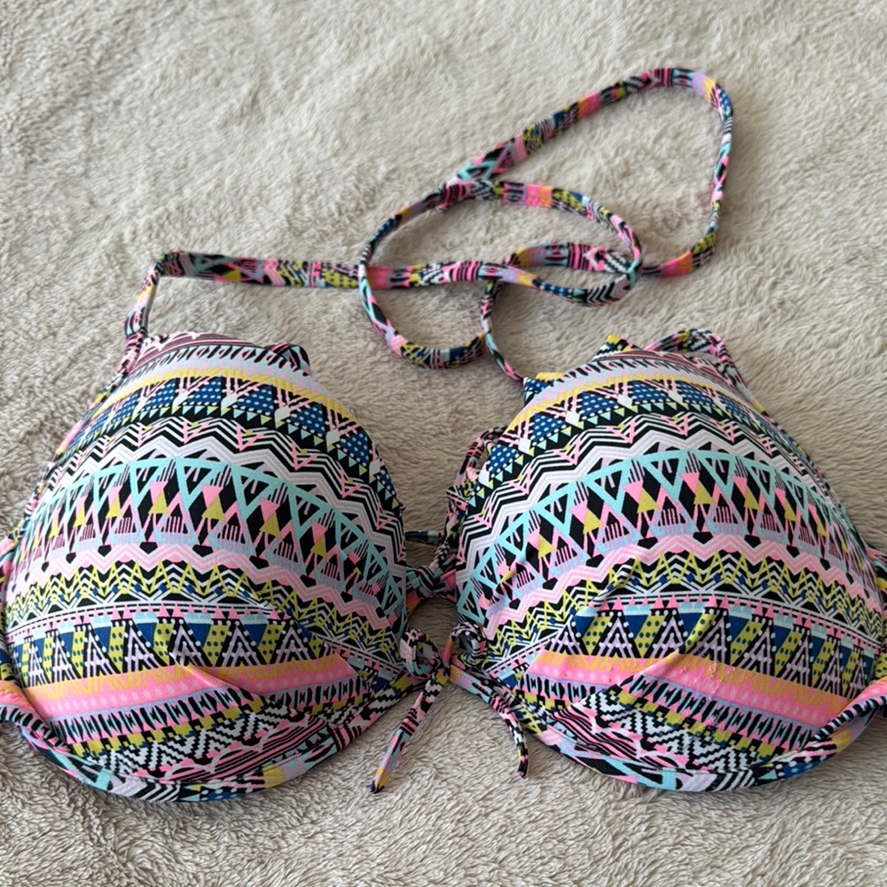 Colorful Patterned Bikini Top - Picture 2 of 4